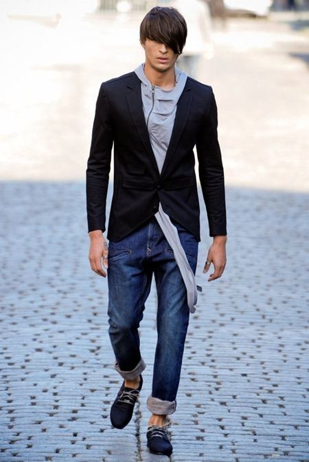 NEW YORK FASHION WEEK: BUCKLER SPRING 2012