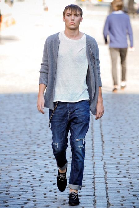 NEW YORK FASHION WEEK: BUCKLER SPRING 2012