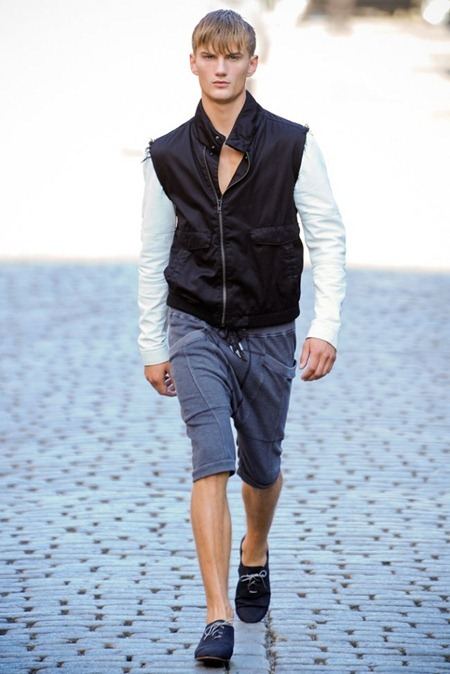 NEW YORK FASHION WEEK: BUCKLER SPRING 2012