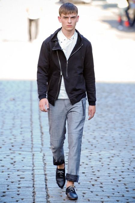 NEW YORK FASHION WEEK: BUCKLER SPRING 2012