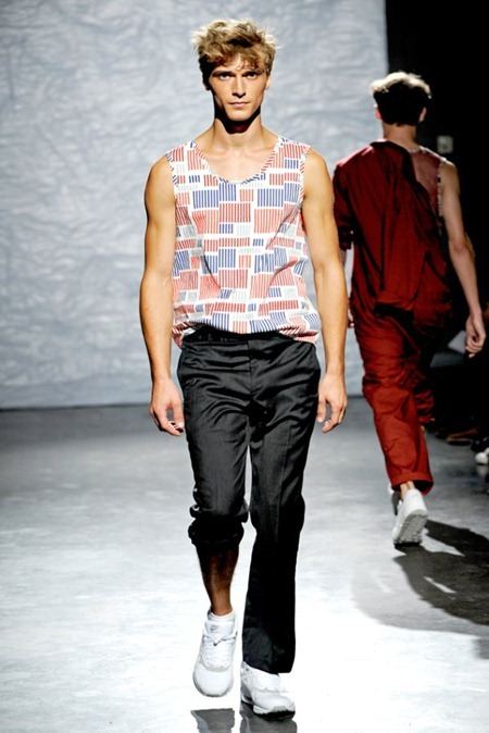 NEW YORK FASHION WEEK: LIBERTINE SPRING 2012