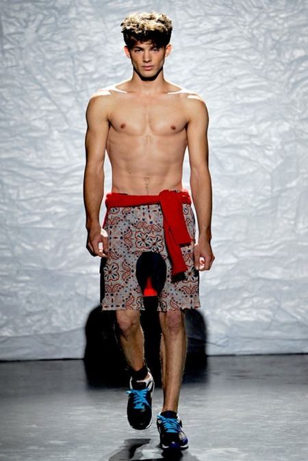 NEW YORK FASHION WEEK: LIBERTINE SPRING 2012