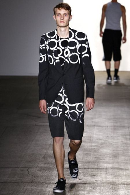 NEW YORK FASHION WEEK: LIBERTINE SPRING 2012