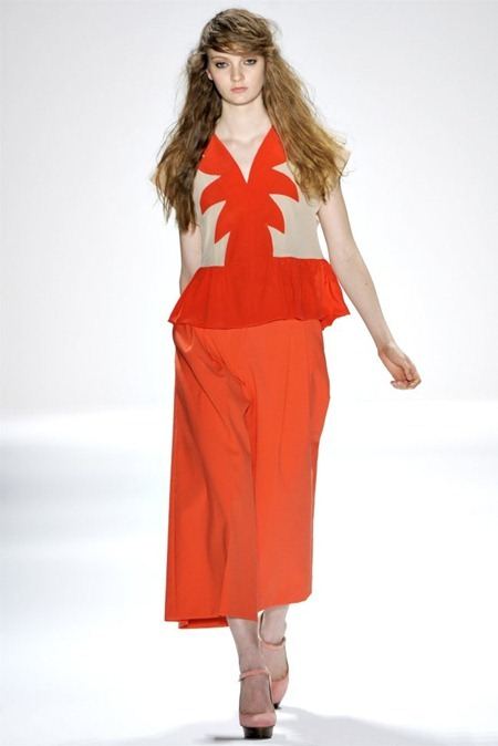 NEW YORK FASHION WEEK: JILL STUART SPRING 2012