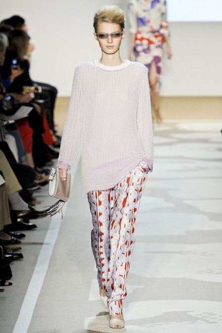 NEW YORK FASHION WEEK: DIANE VON FURSTENBERG SPRING 2012