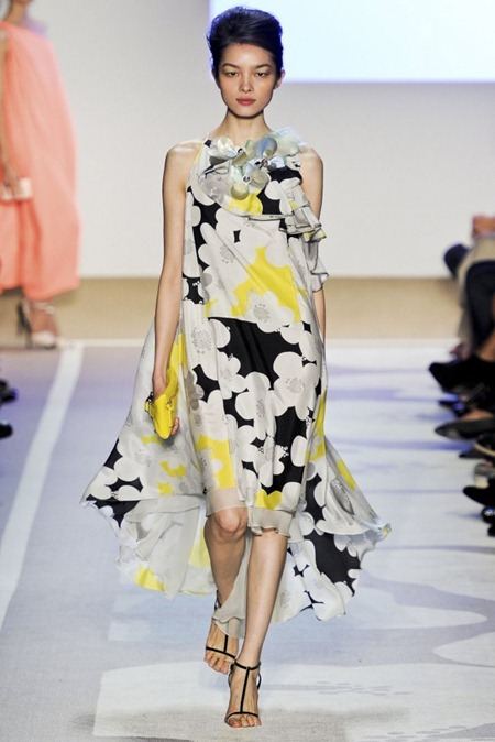 NEW YORK FASHION WEEK: DIANE VON FURSTENBERG SPRING 2012