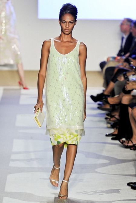 NEW YORK FASHION WEEK: DIANE VON FURSTENBERG SPRING 2012