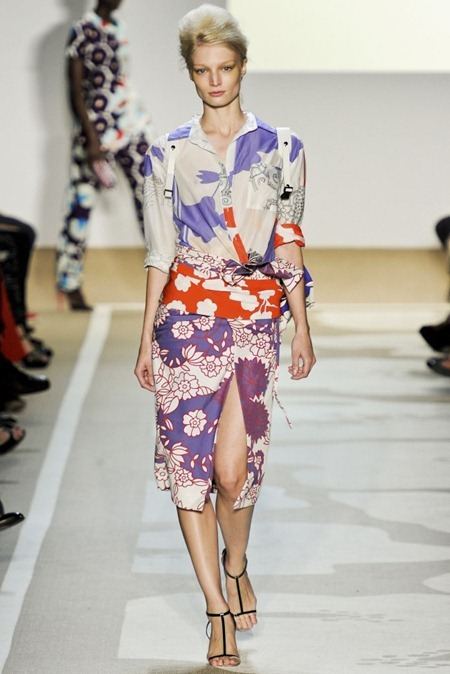 NEW YORK FASHION WEEK: DIANE VON FURSTENBERG SPRING 2012