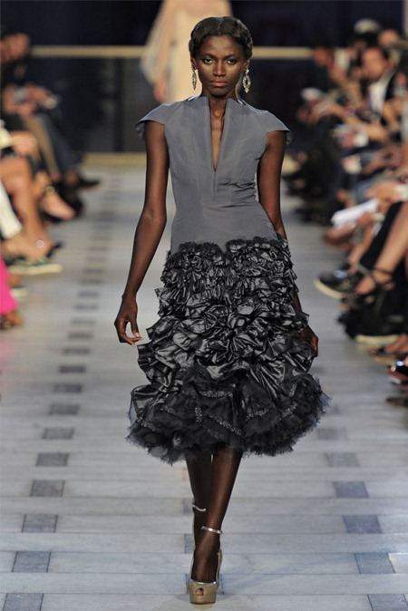 NEW YORK FASHION WEEK: ZAC POSEN SPRING 2012