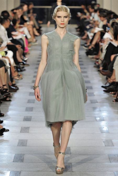 NEW YORK FASHION WEEK: ZAC POSEN SPRING 2012