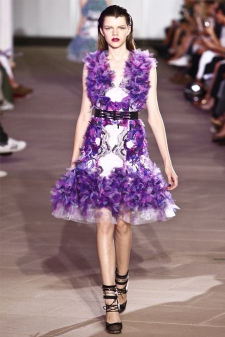 NEW YORK FASHION WEEK: PRABAL GURUNG SPRING 2012