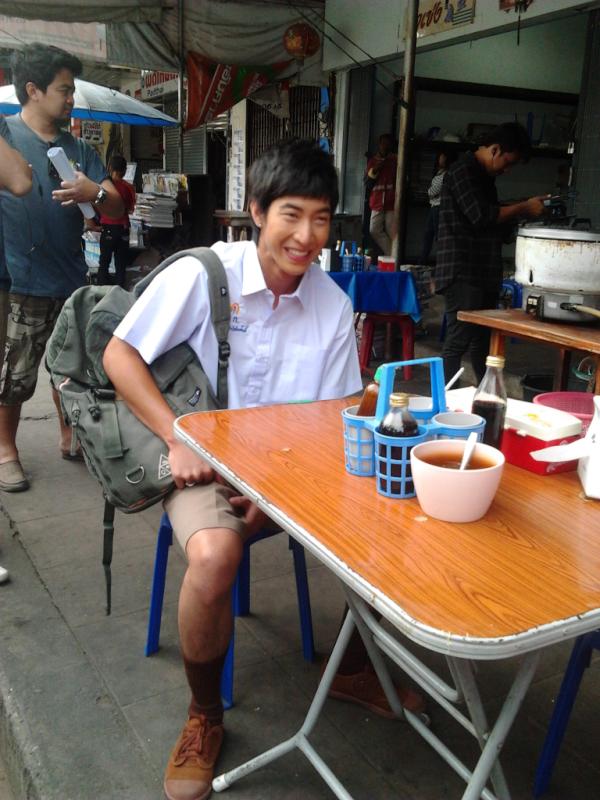 โตโน่แอ๊บแบ๊วในชุดนักเรียน