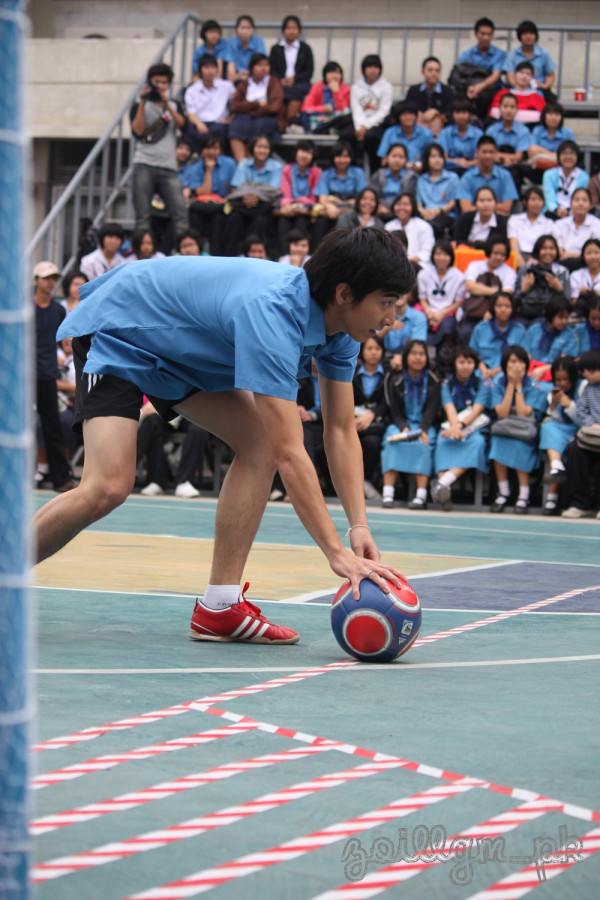 โตโน่แอ๊บแบ๊วในชุดนักเรียน