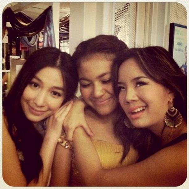 รวมภาพศิลปิน-ดารา @ งานGala Charity สี่แผ่นดิน เดอะมิวสิคัล