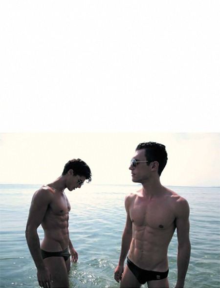 ANTIVIRUS MAGAZINE: SUN WALK BY PHOTOGRAPHERS LUCAS FERRIER & PS