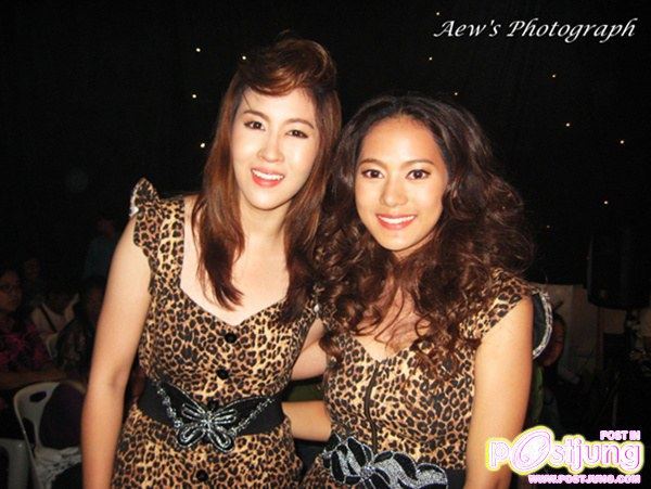 เชียร์ ...น่ารักอ่ะ ^_^