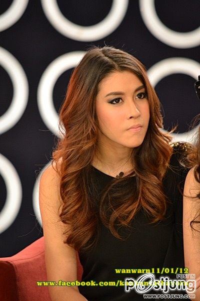 เชียร์ ...น่ารักอ่ะ ^_^