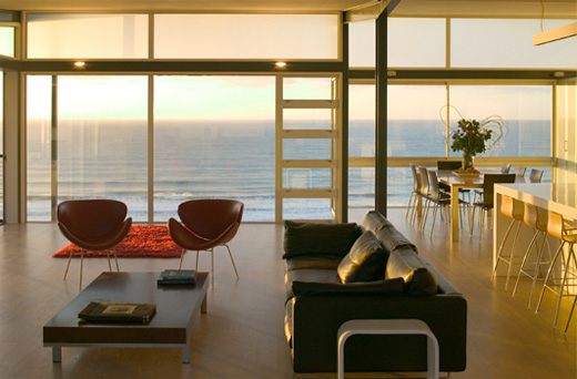 Beach House Design &ndash; T-shaped house plans by Pete Bossley Architects