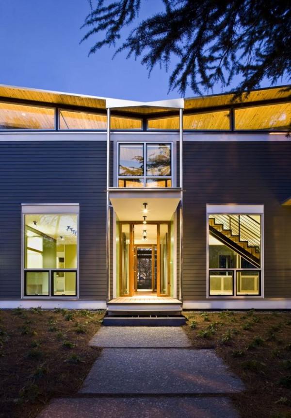Sustainable Residential Architecture Surpasses LEED and Style Standards