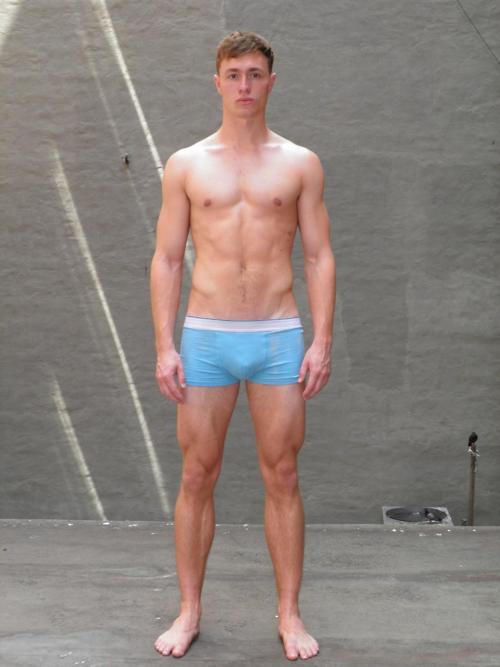 กำลังจะเป็นนายแบบ