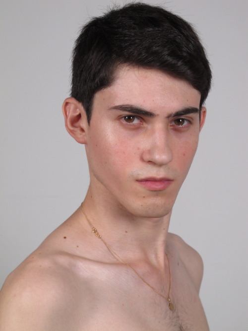 กำลังจะเป็นนายแบบ