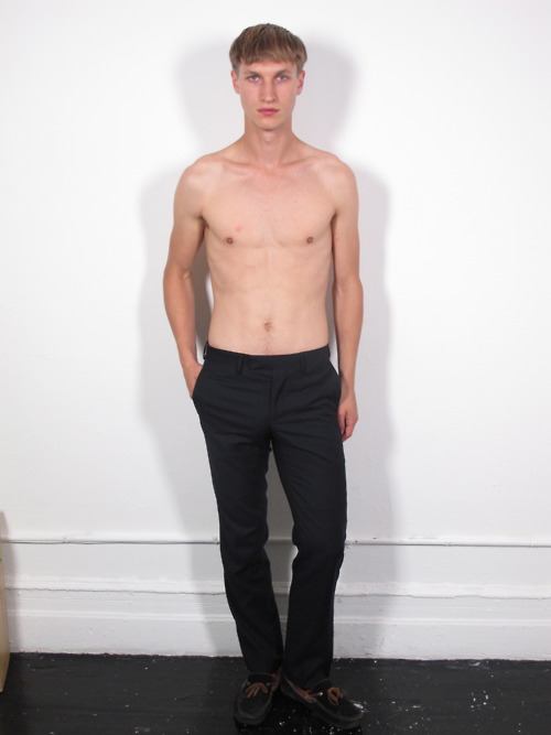 กำลังจะเป็นนายแบบ