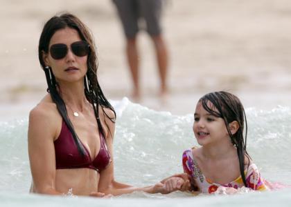 สาวน้อยร้อยล้าน Suri Cruise ลูกสาว ของtom cruise