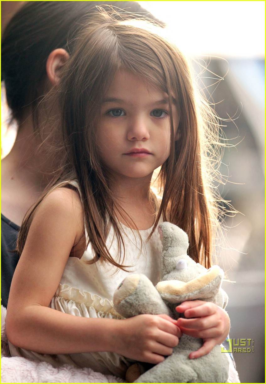 สาวน้อยร้อยล้าน Suri Cruise ลูกสาว ของtom cruise