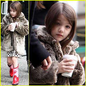 สาวน้อยร้อยล้าน Suri Cruise ลูกสาว ของtom cruise