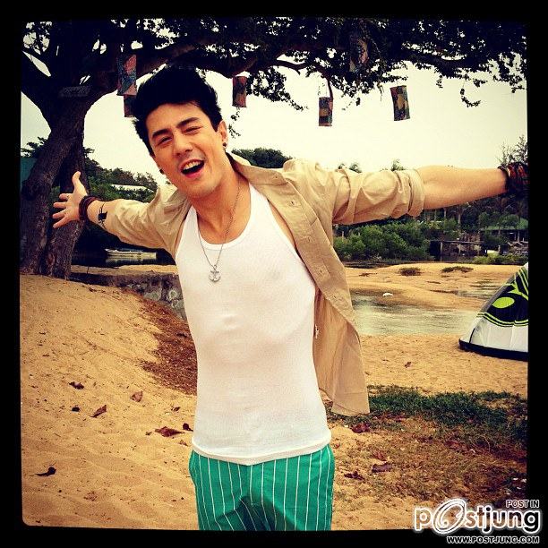 ก้อย-รัชวิน & โดม-ปกรณ์ ลัม ถ่ายแบบนิตยสารHAMBURGER