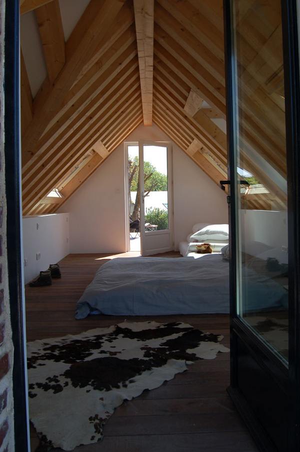 Eco House Design is Heavenly, Complete with "Wings"