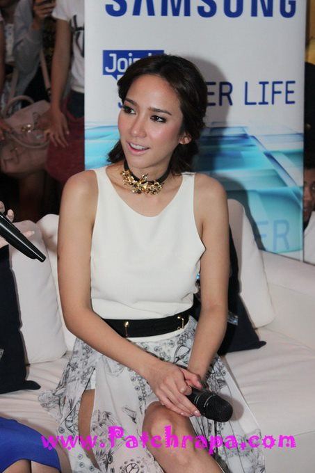 ส่องมุมสวย"อั้ม พัชราภา"@Samsung Exhibition Booth for the BOI fair เต็มๆที่นี่!!!