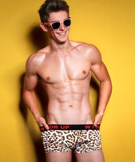 MASCULINE DOSAGE: HEITOR SPIRANDELLI BY PHOTOGRAPHER HAY TORRES