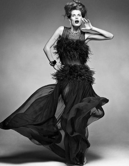 VOGUE SPAIN: MALGOSIA BELA IN "DIVINA MALGOSIA" BY PHOTOGRAPHER GREG KADEL