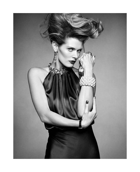 VOGUE SPAIN: MALGOSIA BELA IN "DIVINA MALGOSIA" BY PHOTOGRAPHER GREG KADEL