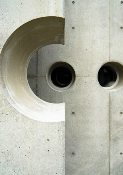 Concrete Architecture inspired by the sea