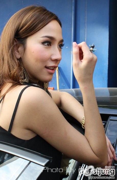 Superstar วันเบาๆเเต่สวยไม่เบาของเธอ"อั้ม พัชราภา"ร่วมกิจกรรมน่ารักๆกับเเฟนคลับ!!!