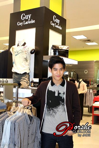 พอร์ช ศรัณย์ ใน งานประกวด U Guys by guy guy Laroche @ โรบินสัน รัตนาธิเบต ค่ะ