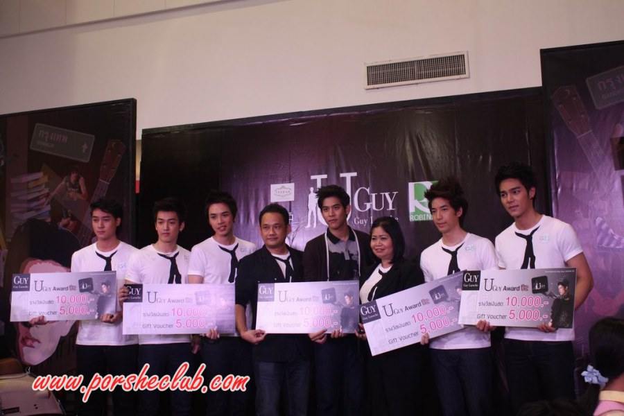 พอร์ช ศรัณย์ ใน งานประกวด U Guys by guy guy Laroche @ โรบินสัน รัตนาธิเบต ค่ะ