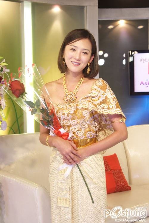 ชุดไทยใน MTV  thailand