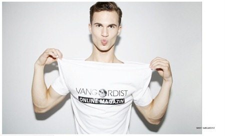 VANGARDIST MAGAZINE: NIKI WIMMER IN "TAKE TWO" BY PHOTOGRAPHER LAURA KARASINSKI