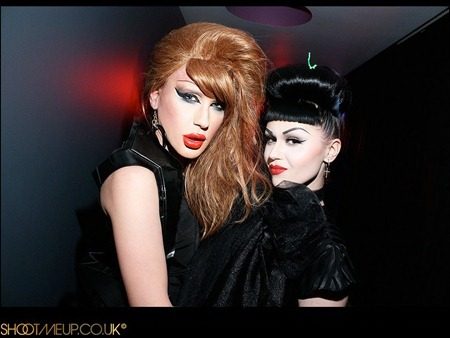 CIRCUS AT PARAMOUNT!: AMANDA LEPORE & CAZWELL IN "CIRCUS! THE HALLOWEEN BALL" BY SHOOTMEUP!