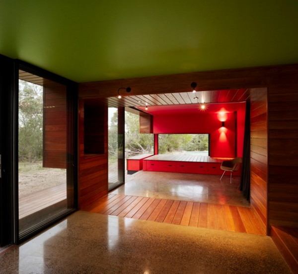 Beach House Architecture Celebrates the Australian Beach Shacks