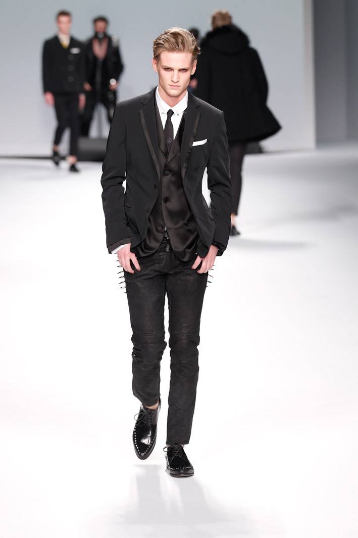 Frankie Morello Fall/Winter 2012-2013 menswear runway show in Milan
