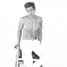 AGENCY: CHRISTIAN DEERBERG WITH KULT BY PHOTOGRAPHER NICOLE LANGHOLZ