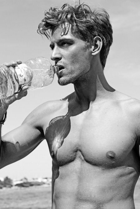 AGENCY: CHRISTIAN DEERBERG WITH KULT BY PHOTOGRAPHER NICOLE LANGHOLZ