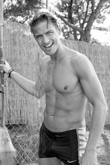 AGENCY: CHRISTIAN DEERBERG WITH KULT BY PHOTOGRAPHER NICOLE LANGHOLZ