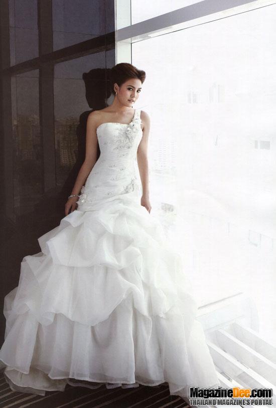 เจนี่ เทียนโพธิ์สุวรรณ @ WEDDING GURU vol. 1 no. 12 January 2012