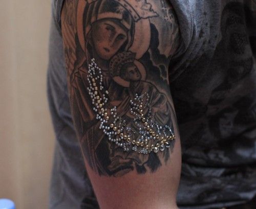 Christian Lacroix Spring/Summer 2012 menswear show & backstage