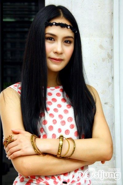 รถเมล์ นางเอกผมสวย